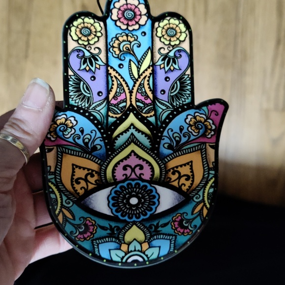 Hamsa Hand porcelain size 4 inches across and 5.75 long - Picture 3 of 5